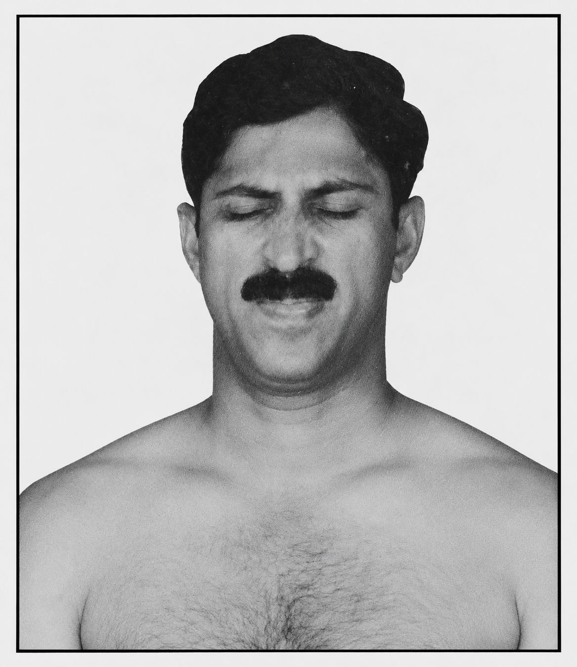 Closing the nose and mouth during Pranayama